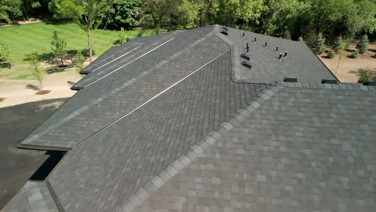 Best Roof Insulation Installation  in Wedgefield, SC